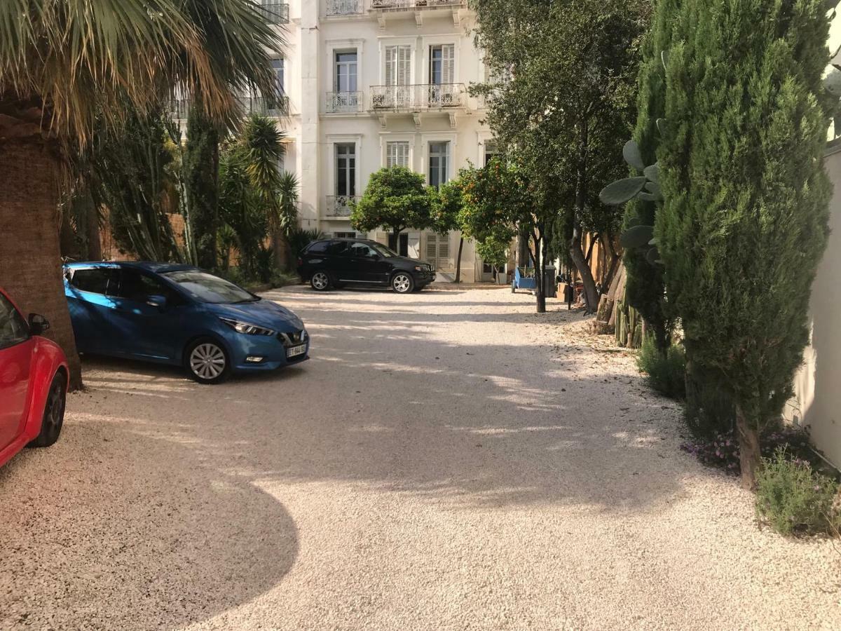 Aux Iles D'or Hyeres